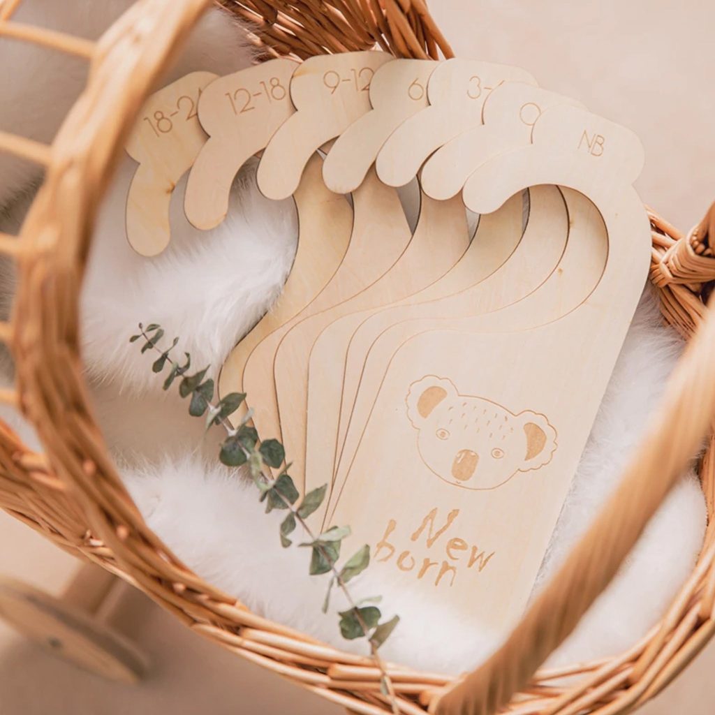 Séparateurs De Penderie COZY HEDGEHOG - 18 Organisateurs Pour Ranger Les Fringues De Bébé Par Taille Ou Par Type - Super Pratique !