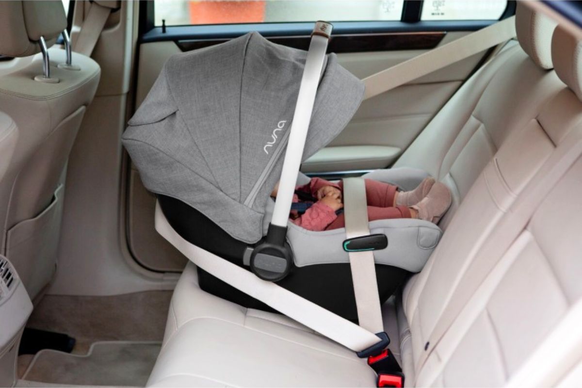 fixation siege auto sans isofix voiture